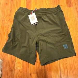 Topo Men's Global Shorts L